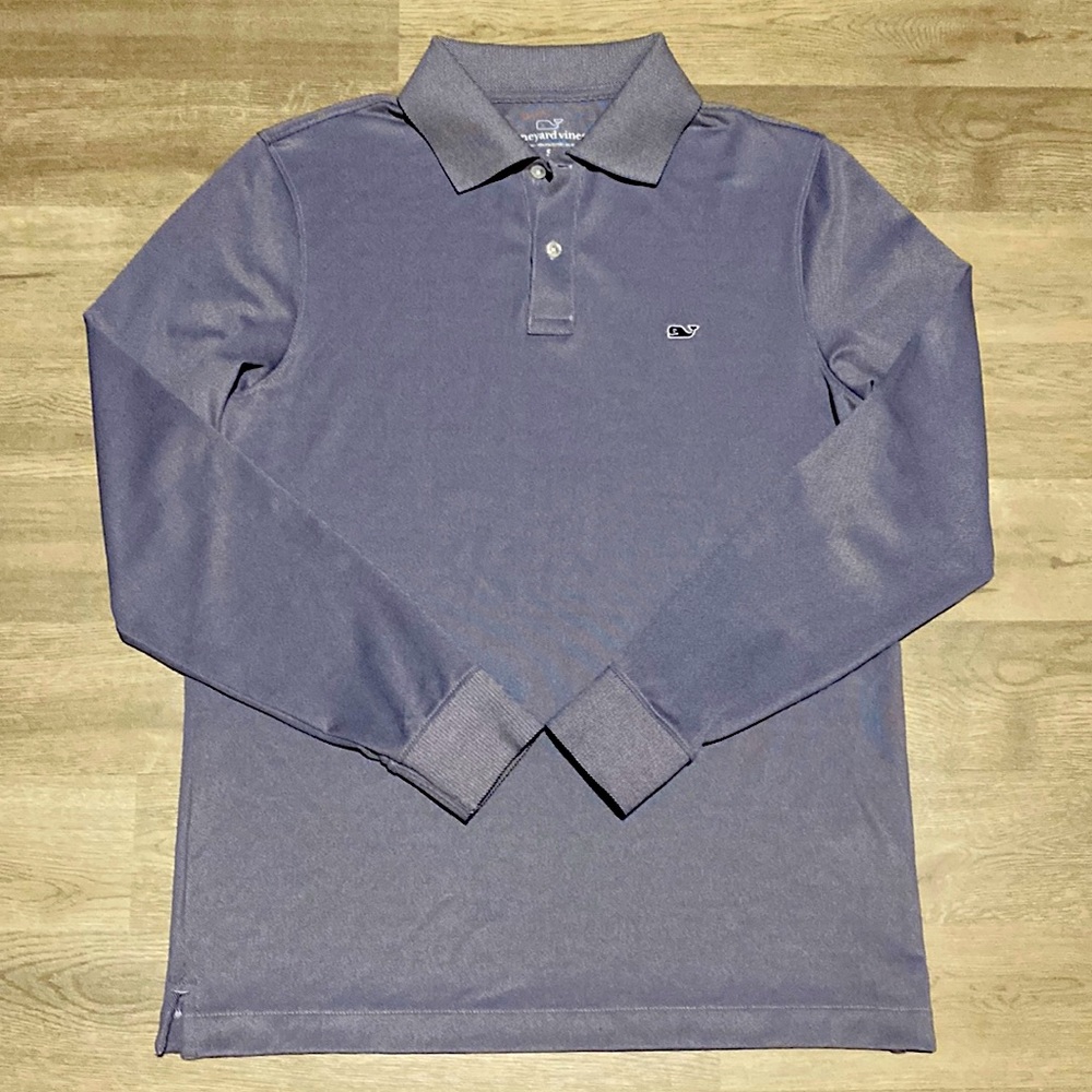 Vineyard Vines men’s long sleeve polo shirt. Sized Small.